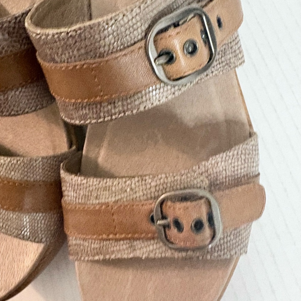 Dansko Slip In Sofia Sandals Python Imprint Women… - image 2